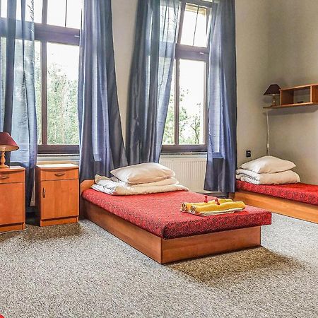 Cozy Home In Raciaski Mlyn With Kitchen Raciaz Ngoại thất bức ảnh